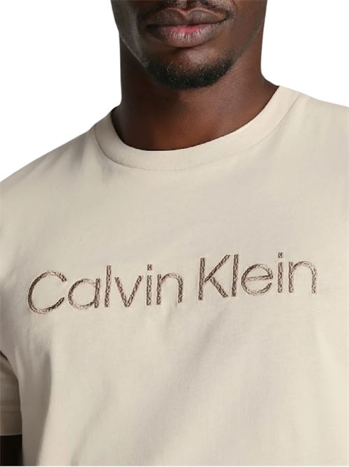 T-shirt logo testurizzato Calvin Klein | K10K114169PDV